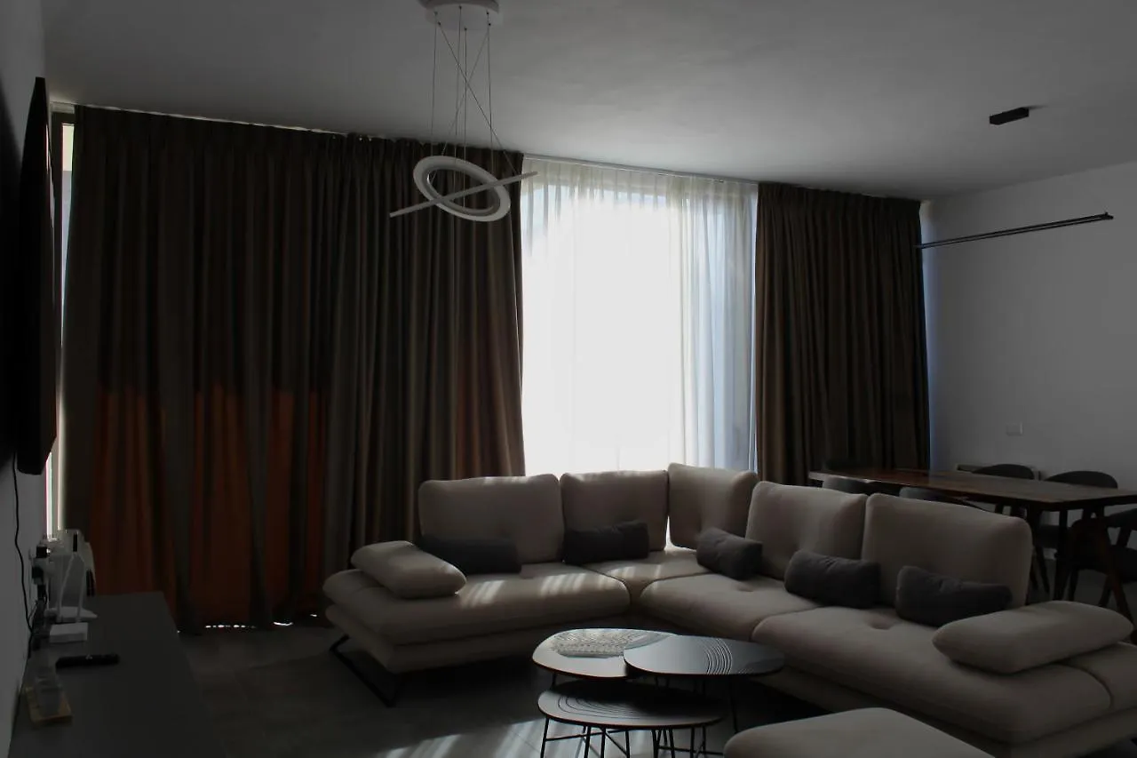 Villa Cristal Vlore 0*,  Albania